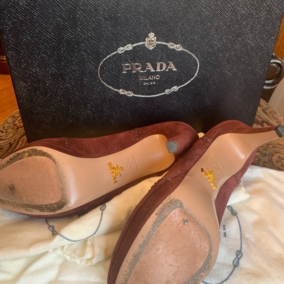 Prada  shoes - Picture 5 of 12